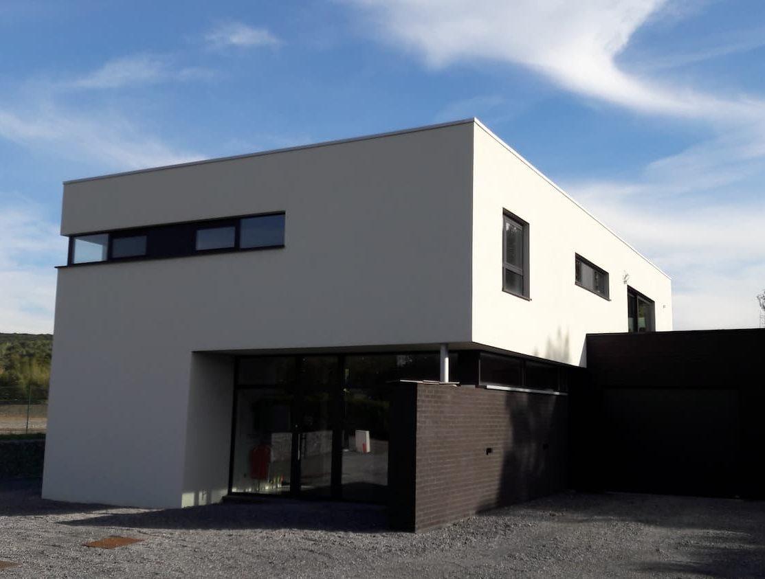 Modern white house